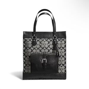 COACH Charlie Signature Python
Shoulder Bag Tote Front Pocket EUC